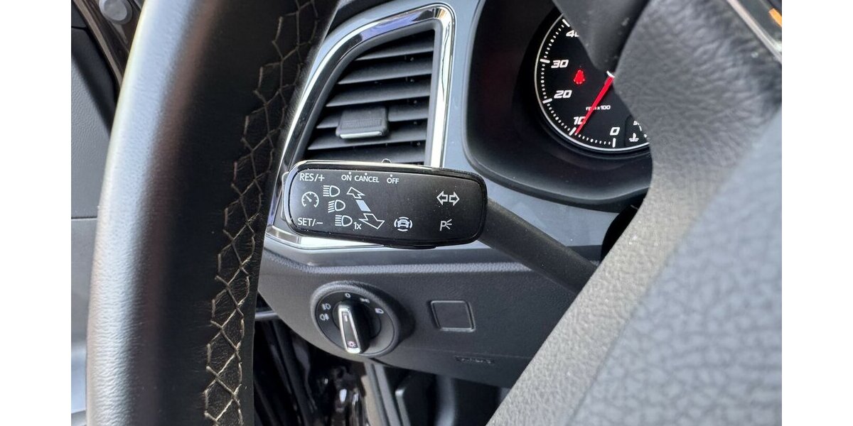 Seat Ateca Leder Navi Klima Temp. SR+WR UNFALLFREI 1a 60.000 km 16.500 &euro; Erftstadt 50374