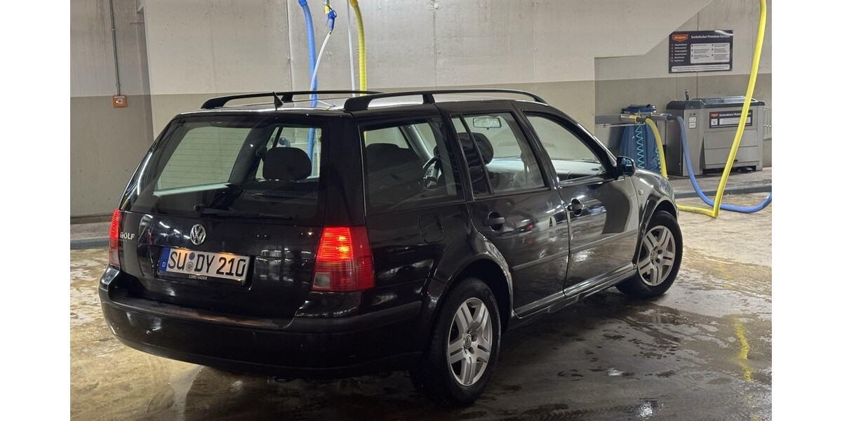 VW Golf IV Variant 190.000 km 1.690 &euro; Bonn 53111