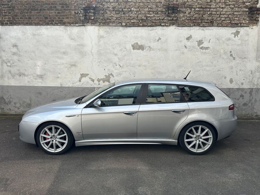 Alfa Romeo 159 145.000 km 12.900 € Köln 50676