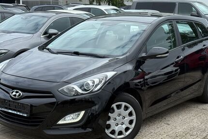 Hyundai i30 104.500 km 7.490 € Köln 51105