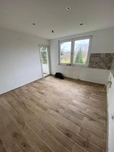 Etagenwohnung Troisdorf - 3 Zimmer, 80 m&sup2;, 1.300&euro; | Angebot:25703065