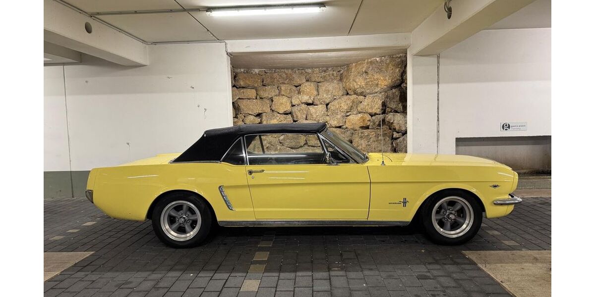 Ford Mustang 69.000 km 65.000 &euro; Bergisch Gladbach 51429