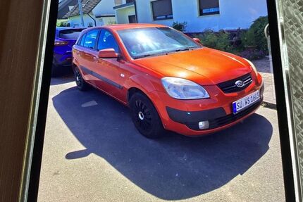 Kia Rio 153.000 km 3.000 &euro; Sankt Augustin 53757