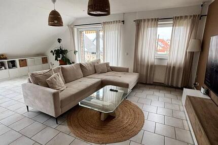 Wohnung Bedburg - 3 Zimmer, 82 m&sup2;, 730&euro; | Angebot:26265906