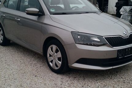 Skoda Fabia 90.000 km 6.999 &euro; Bonn 53227