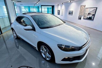 VW Scirocco 127.700 km 8.990 &euro; Bonn OT Pützchen 53229