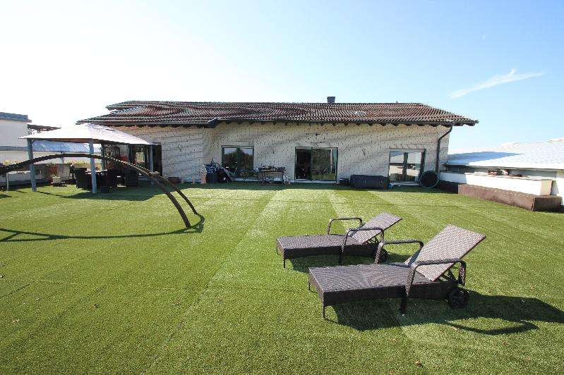 Wohnung zum Kaufen in Troisdorf 948.000 € 300 m² 4 zimmer