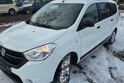 Dacia Lodgy 72.550 km 10.499 &euro; Köln 51149
