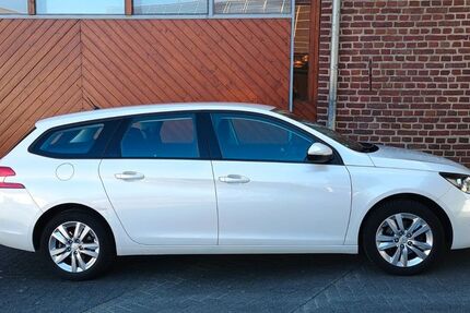Peugeot 308 72.300 km 7.500 &euro; Troisdorf 53840
