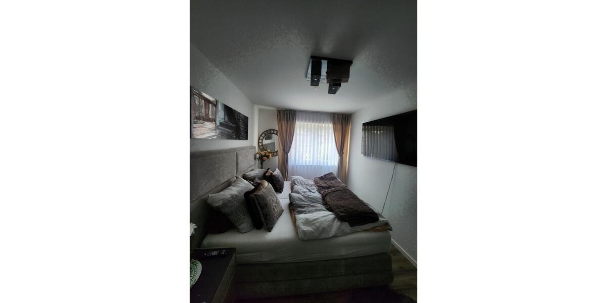 Reihenhaus Erftstadt - 5 Zimmer, 148 m&sup2;, 1.750&euro; | Angebot:26095570