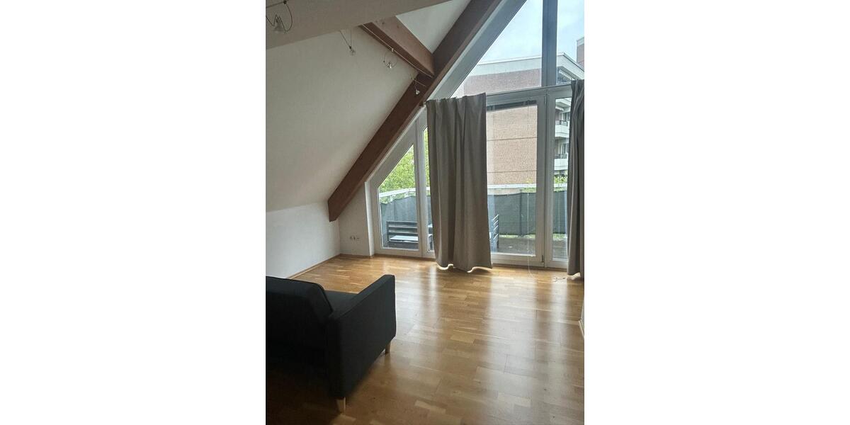 Dachgeschoßwohnung Köln Porz - 1.5 Zimmer, 31 m&sup2;, 117.000&euro; | Angebot:26851726