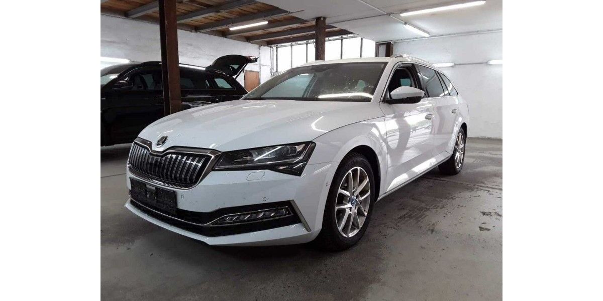 Skoda Superb 126.176 km 18.500 &euro; Hennef 53773