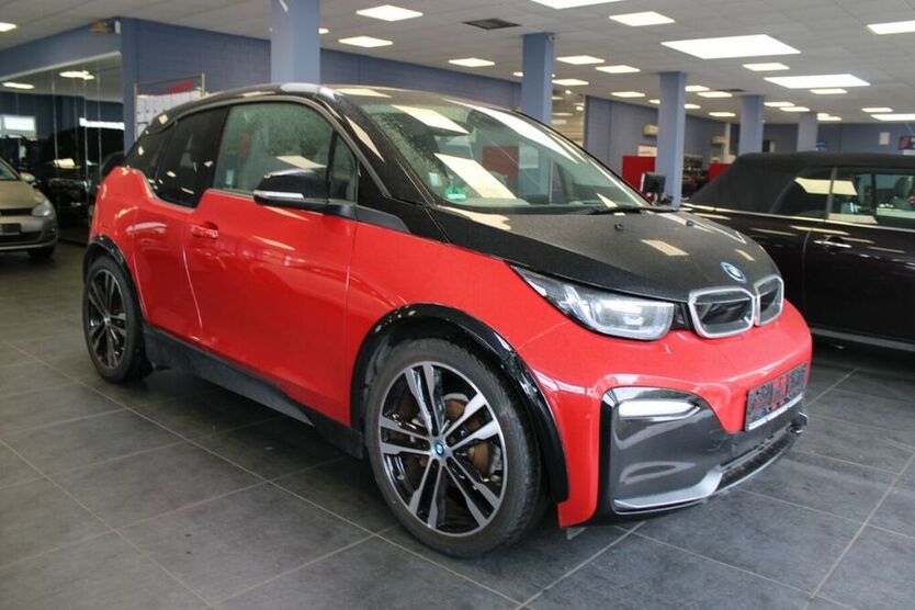 i3