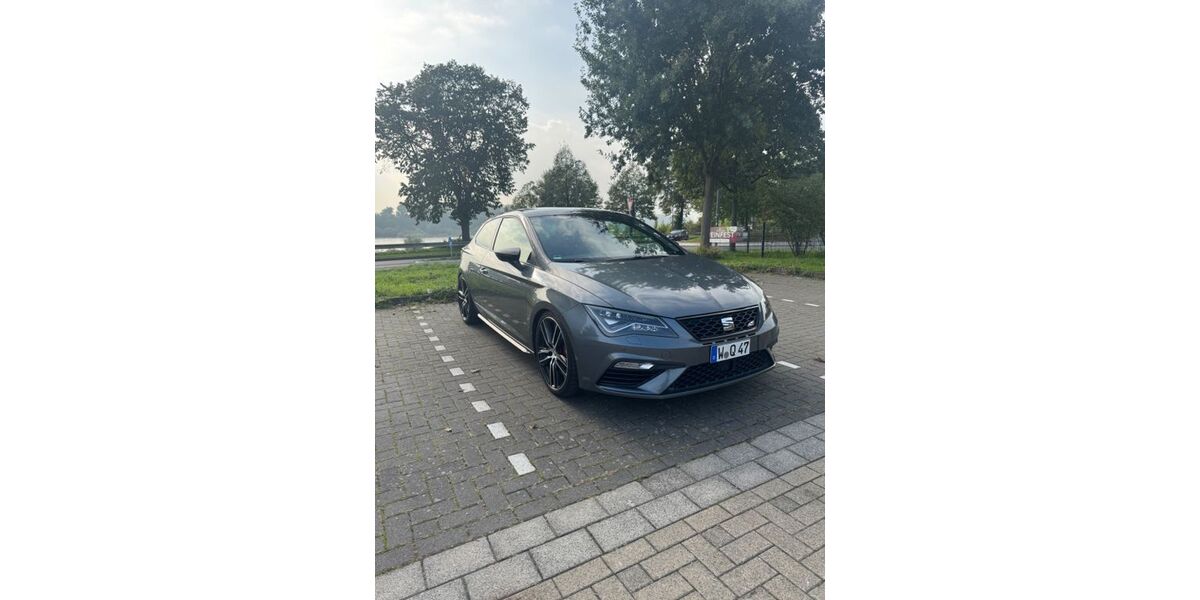 Seat Leon 70.000 km 21.900 &euro; Leverkusen 51371