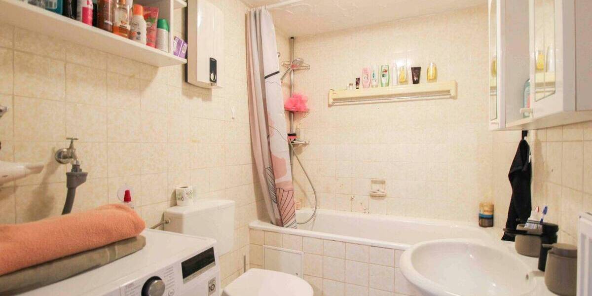 Etagenwohnung Bergheim Ahe - 3 Zimmer, 71 m&sup2;, 78.000&euro; | Angebot:26205646