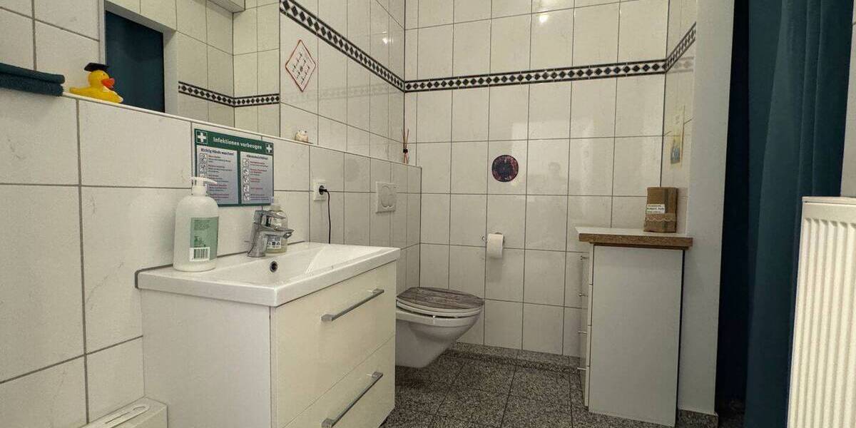 Gewerbeobjekt Niederkassel Rheidt - 2 Zimmer, 76 m&sup2;, 249.000&euro; | Angebot:26246757