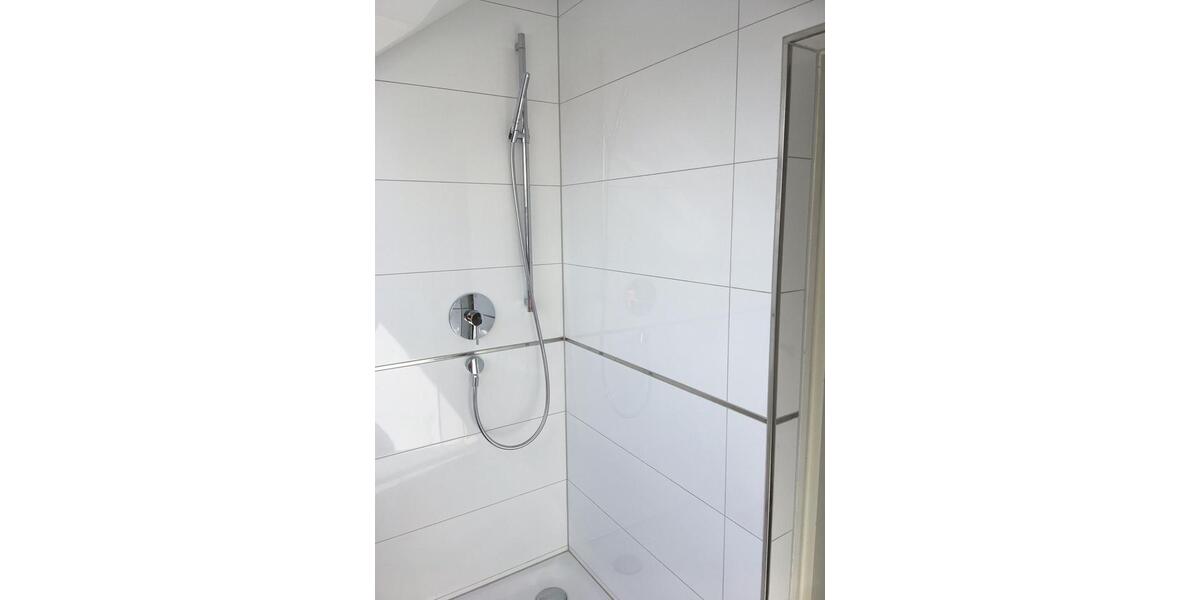 Dachgeschoßwohnung Brühl - 1.5 Zimmer, 48 m&sup2;, 895&euro; | Angebot:26214404