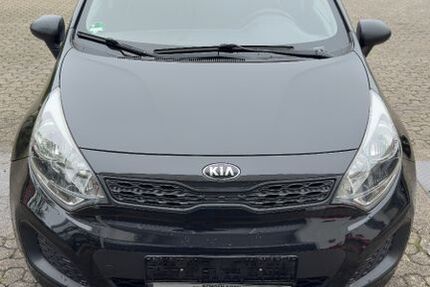 Kia Rio 126.393 km 4.900 &euro; Solingen 42653