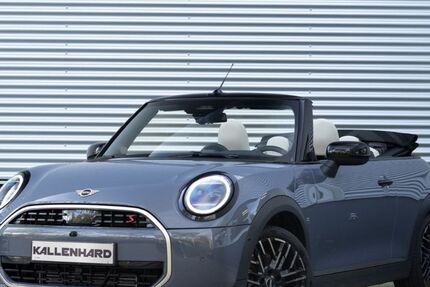 Mini Cooper S Cabrio 9.988 km 43.411 € Köln 51149