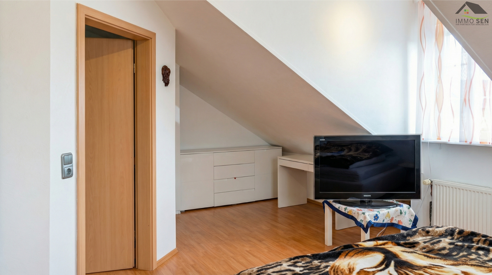 Raum für die ganze Familie – Doppelhaushälfte mit 160 m², ausgebautem Keller & PV in Kerpen-Sindorf - Doppelhaushälfte Kerpen Buir | Angebot:27080307
