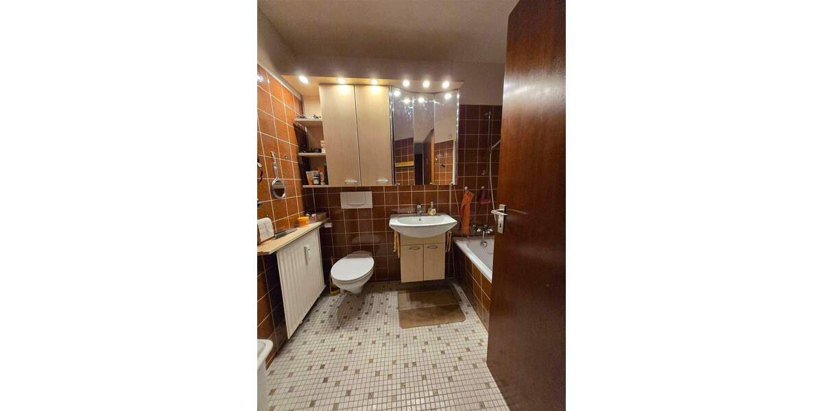 Etagenwohnung Leverkusen Steinbüchel - 3 Zimmer, 79 m&sup2;, 197.000&euro; | Angebot:25265790