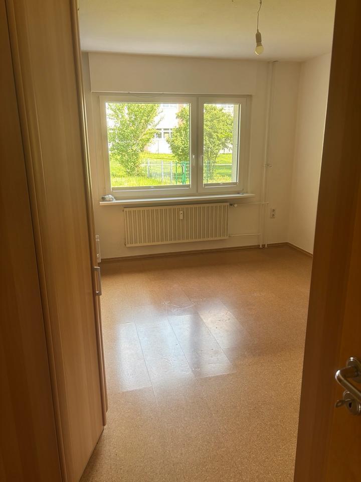 Helle 3 Zimmer Wohnung in Köln Raderthal zimmer