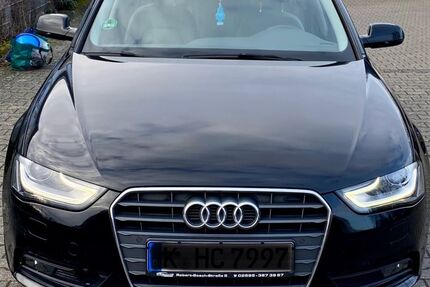Audi A4 169.000 km 12.599 &euro; Köln 51143