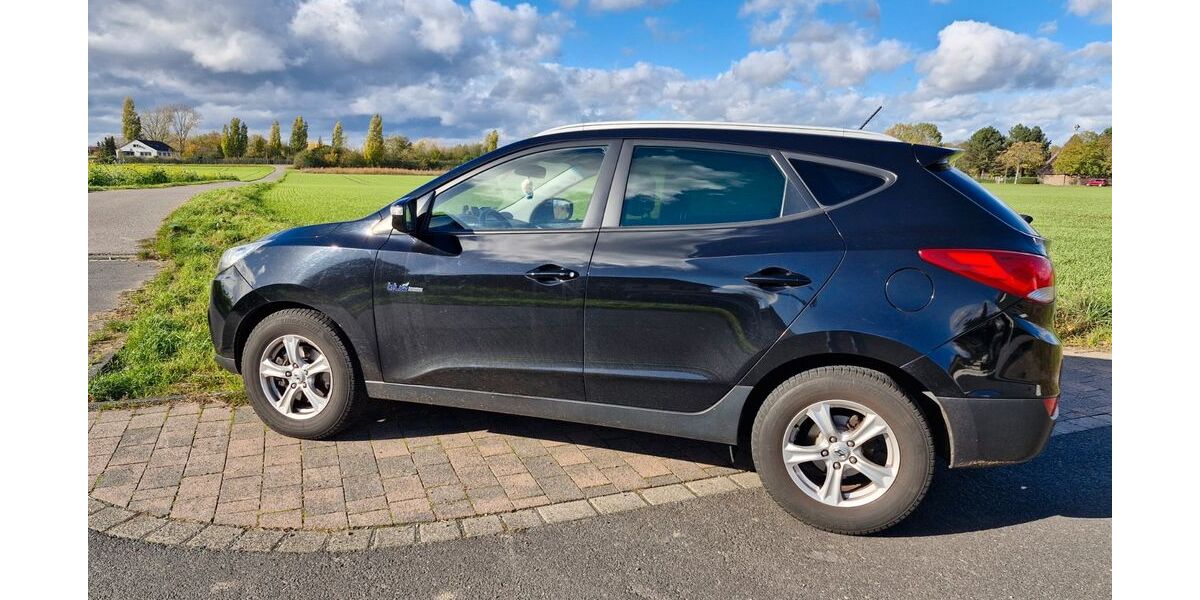 Hyundai ix35 210.000 km 5.550 € Neunkirchen-Seelscheid 53819