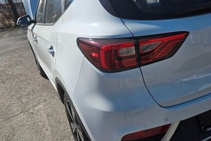 MG ZS 20.000 km 15.500 &euro; Köln 50829