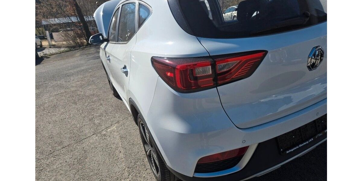 MG ZS 20.000 km 15.500 &euro; Köln 50829