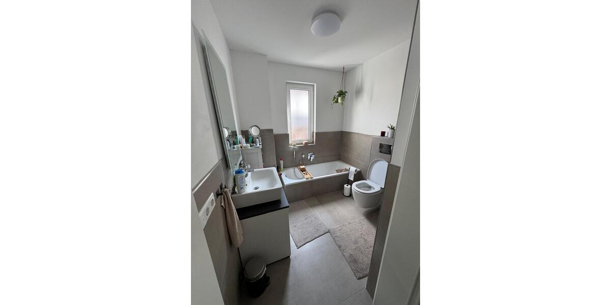 Erdgeschoßwohnung Leverkusen Bergisch Neukirchen - 4 Zimmer, 108 m&sup2;, 1.620&euro; | Angebot:26321931