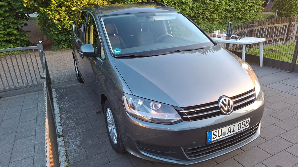 VW Sharan 198.000 km 9.300 &euro; Siegburg 53721