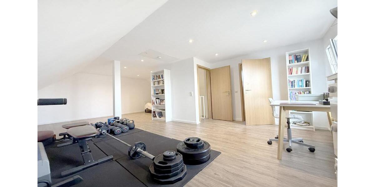 Reihenhaus Frechen - 5 Zimmer, 154 m&sup2;, 2.650&euro; | Angebot:26060513