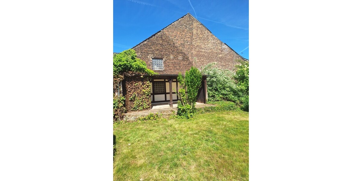 Rheinblick, Gartenidylle und Entwicklungspotential - Einfamilienhaus Köln Porz | Angebot:25783620