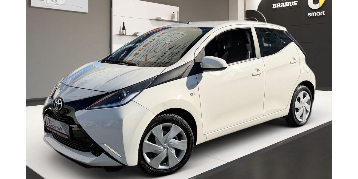 Toyota Aygo (X) 147.019 km 7.488 &euro; Köln 51069