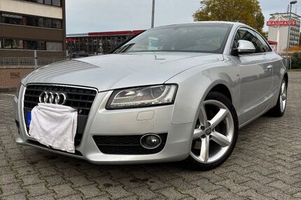 Audi A5 120.000 km 15.890 &euro; Köln 50667