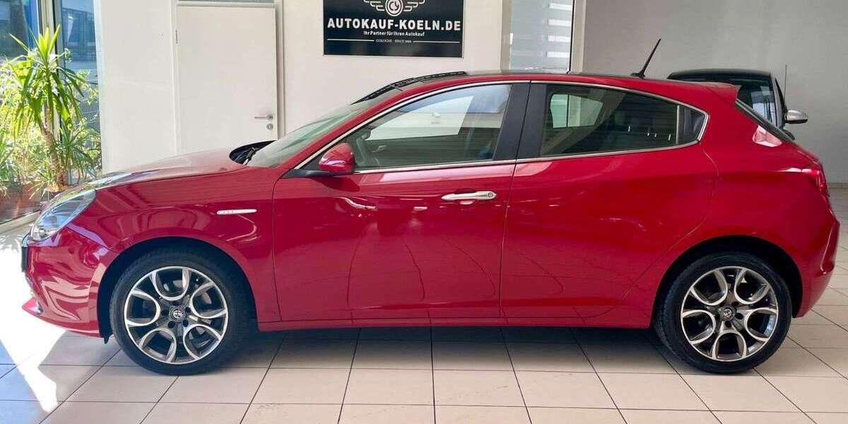 Alfa Romeo Giulietta 145.000 km 10.990 € Köln 51067