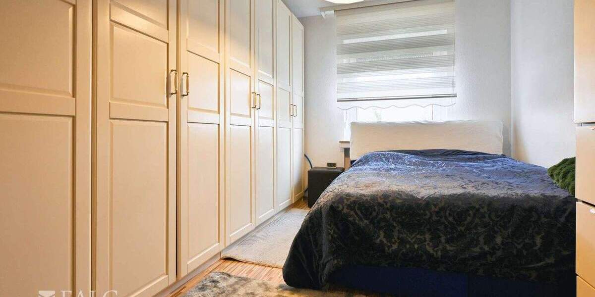 Etagenwohnung Brühl Kierberg - 3 Zimmer, 78 m&sup2;, 245.000&euro; | Angebot:25374377