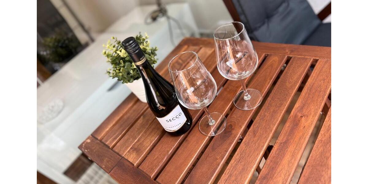 Terrassenwohnung Bergisch Gladbach Paffrath - 1 Zimmer, 65 m&sup2;, 1.300&euro; | Angebot:26578577