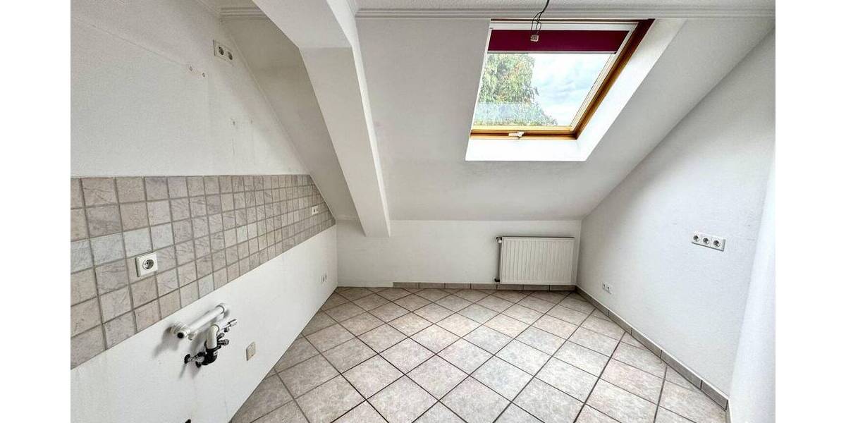 Großes Einfamilienhaus mit Einliegerwohnung in Leverkusen - Quettingen 6 zimmer