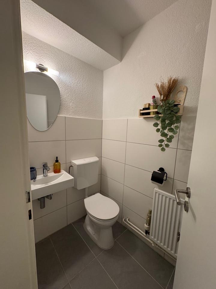 3-Zimmer-Wohnung Köln-Heimersdorf – ab 20.11. frei zimmer