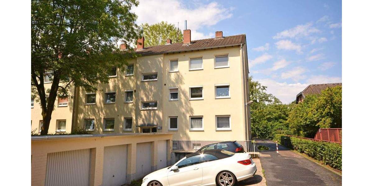 Wohnen in Rheinnähe: Gut geschnittene 3-Zimmer-Wohnung mit Balkon in Zündorf 3 zimmer