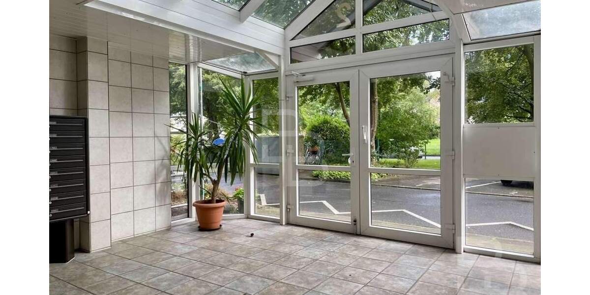 Etagenwohnung Köln Zündorf - 3 Zimmer, 69 m&sup2;, 184.000&euro; | Angebot:25776346