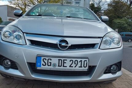 Opel Tigra 48.000 km 3.400 &euro; Solingen 42719
