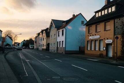 JETZT oder NIE: 1-2 Familienhaus mit wunderschönen Garten und großen Kaminzimmer 6 zimmer