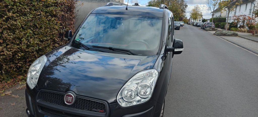 Fiat Doblo 107.000 km 6.990 € Köln 50859