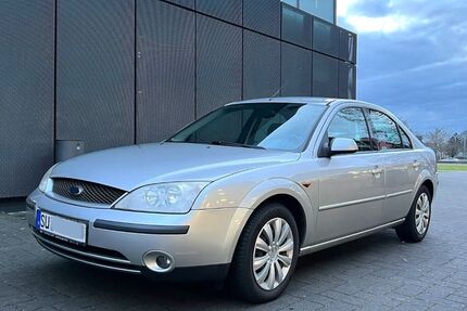 Ford Mondeo 242.300 km 1.300 &euro; Troisdorf 53840