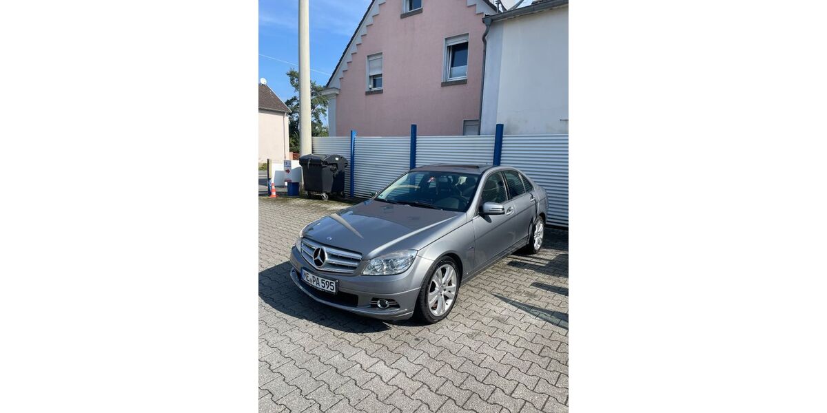 Mercedes-Benz C 250 137.620 km 12.990 &euro; haan 42781