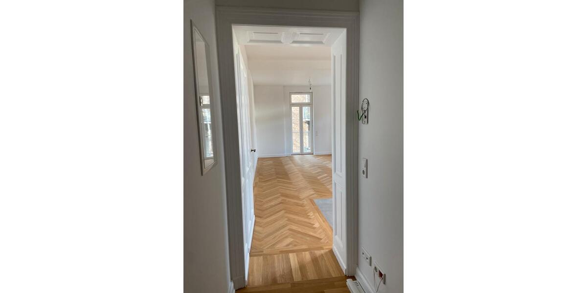 Etagenwohnung Köln Nippes - 1 Zimmer, 57 m&sup2;, 1.362&euro; | Angebot:25422411