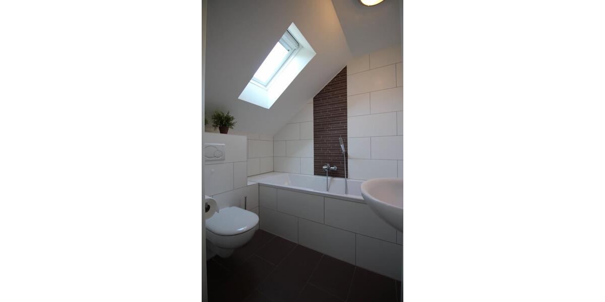 Reihenhaus Hennef (Sieg) - 5.5 Zimmer, 130 m&sup2;, 489.000&euro; | Angebot:26764638